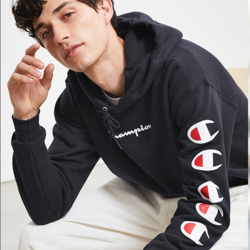 Champion - Picture 3 of 13
